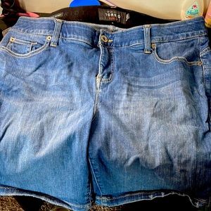 Dark blue Jean shorts from Torrid website (Lightly worn)